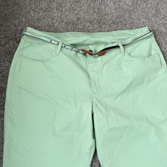 Lee Riders Women's Jean Capris Size 26 W Midrise Glitter Belt Mint Green Stretch - Picture 2 of 6
